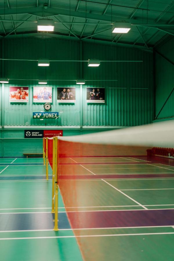 National Badminton Centre Lodge & Health Club Milton Keynes Esterno foto